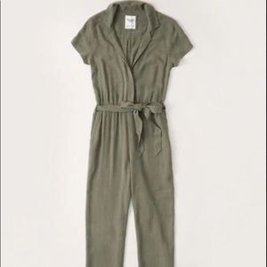 Abercrombie & Fitch Short Sleeve Utility Jumpsuit